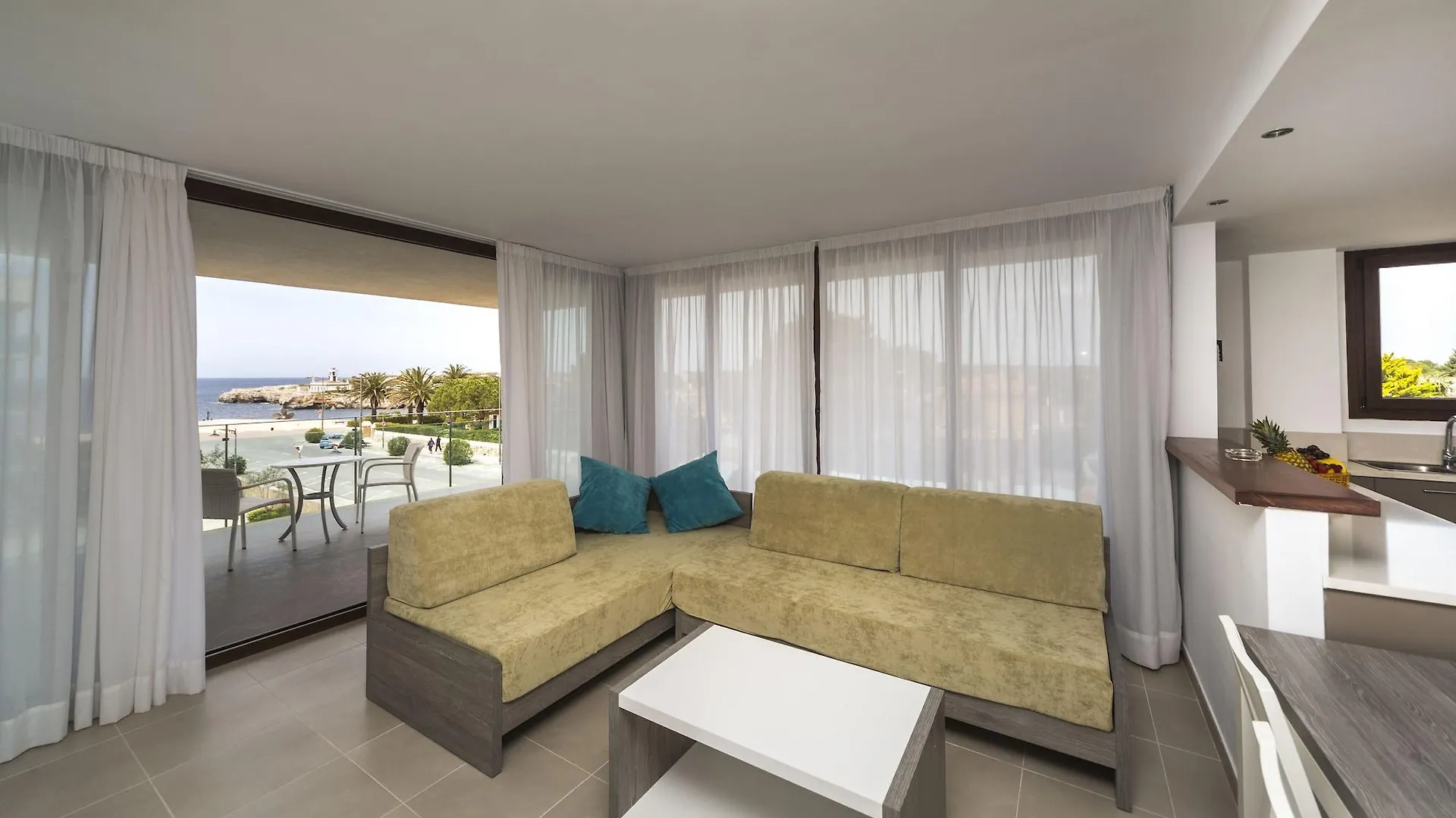 Aparthotel Ferrer Skyline Ciutadella  4*, Ciutadella (Menorca)