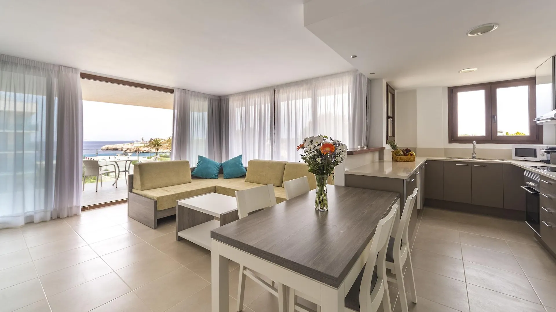 Aparthotel Ferrer Skyline Ciutadella  Apartment