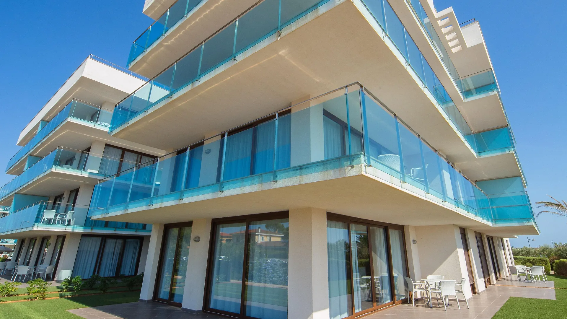 Aparthotel Ferrer Skyline 시우타데야 4*,  스페인